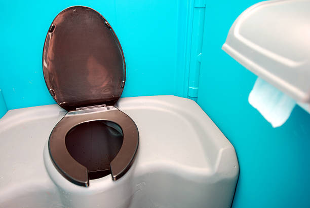 Best Portable restroom trailer rental  in Loyola, CA